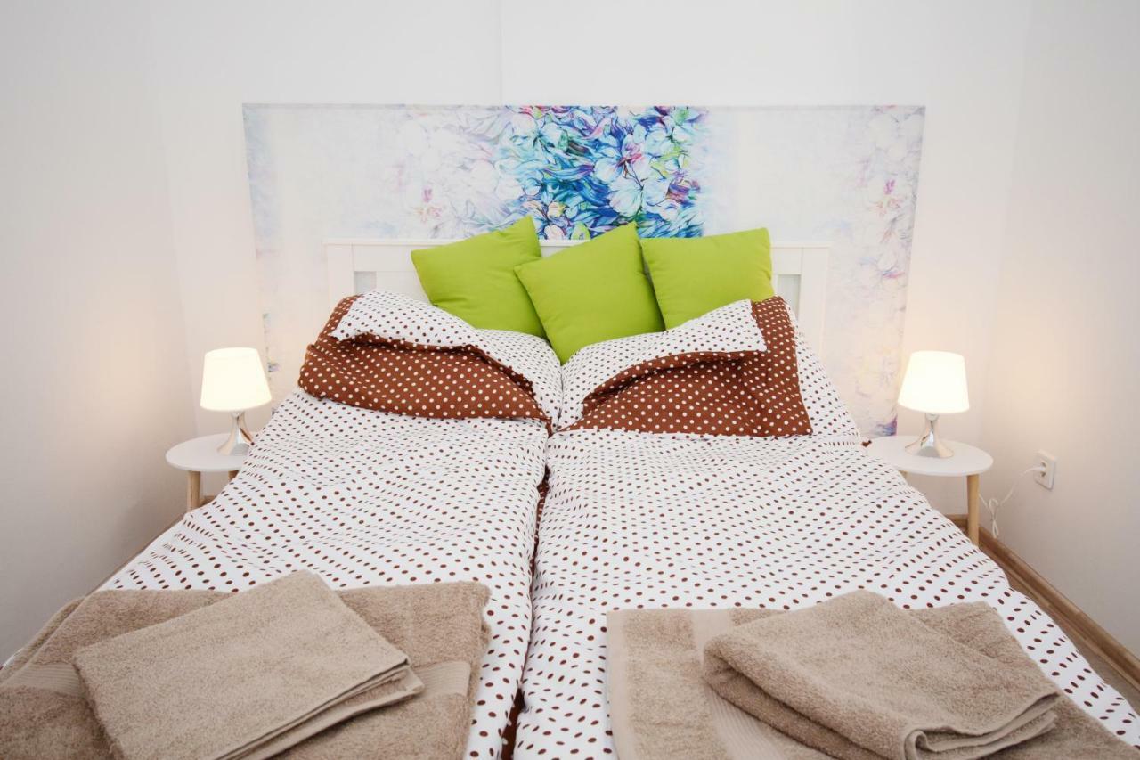 Lillybeth City Center Apartments บูดาเปสต์ ภายนอก รูปภาพ